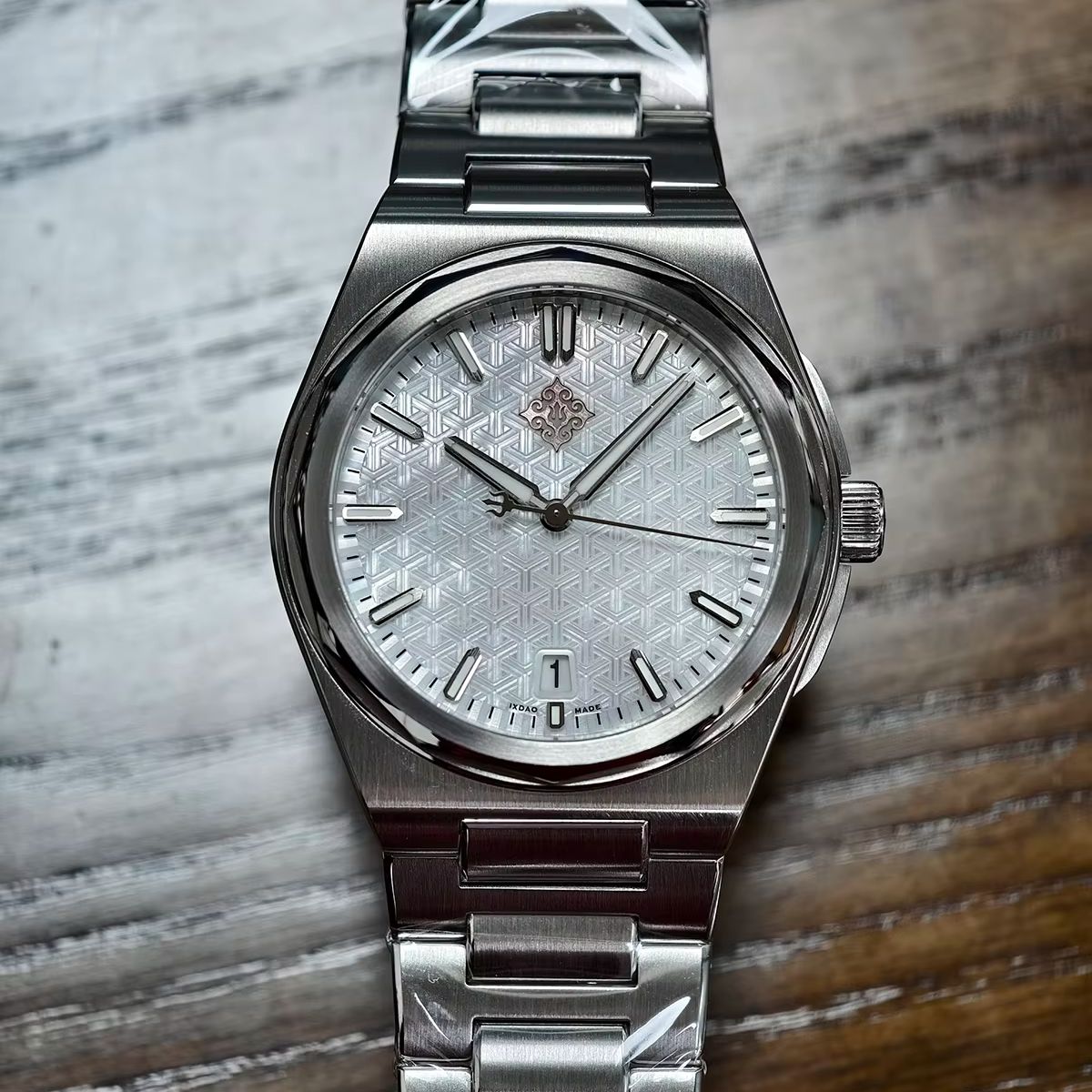 IX&DAO 2026 Yeni Savaşçı 37mm  - Minute Repeater Watch incelemesi ve fiyatı